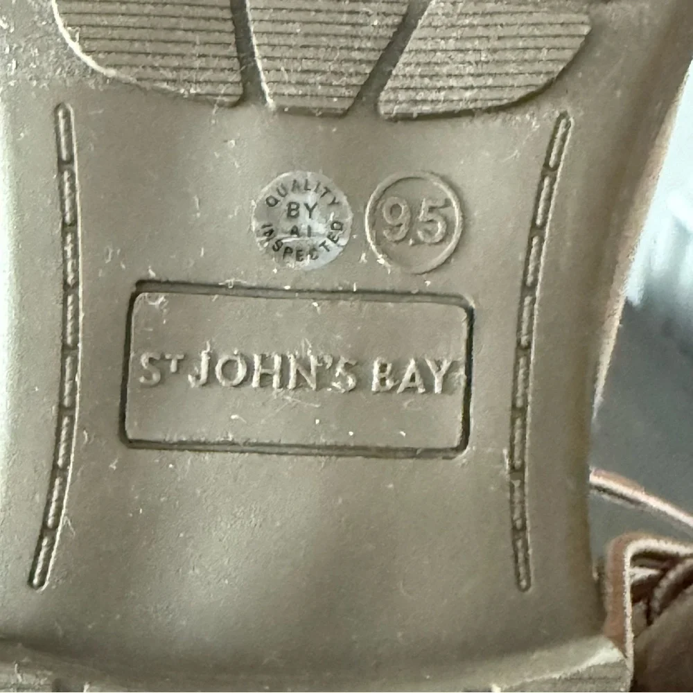 St. John's Bay Knit Top Lace-Up Boots Size 9.5